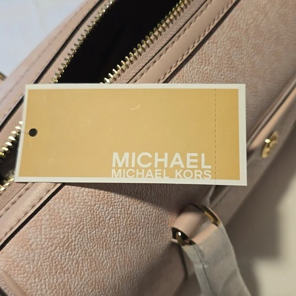 NWT Michael Kors light powder blush Medium Duffle bag purse satchel  💗 MK - Picture 8 of 9